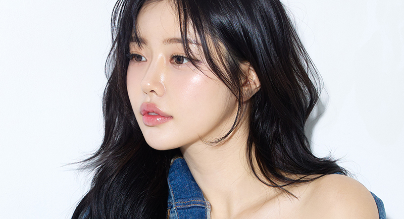 이차각 없이 자연스럽고 날렵한 턱라인을 만들어 주는 나나 사각턱수술 여성 모델