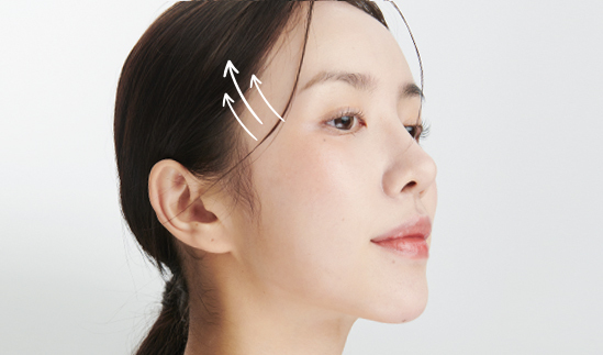 묶어 올린 듯 자연스러운 인상 완성