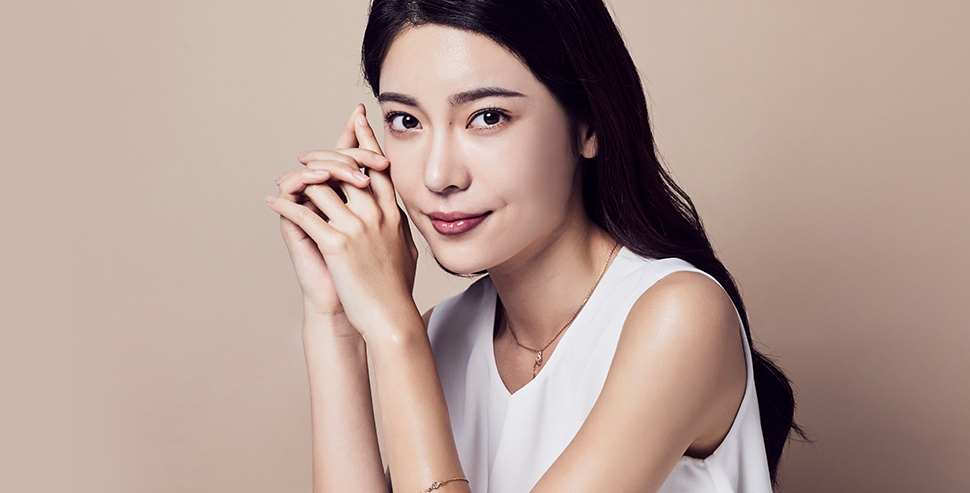 측면이나 광대가 넓은 이마인 경우